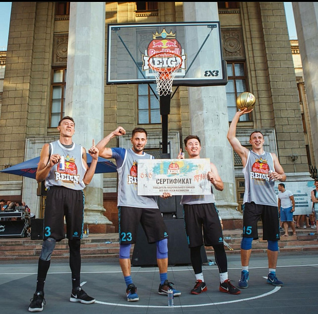 Самая титулованная казахстанская команда «MAO Team» уже в Челябинске ⭐