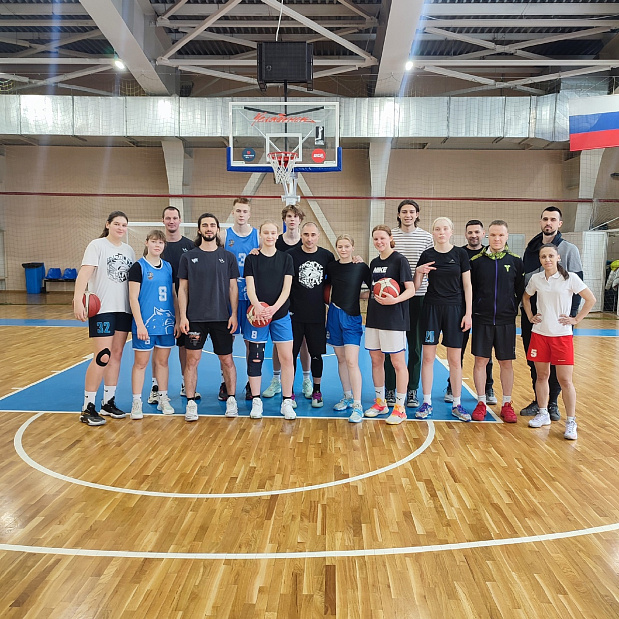 Без шуток – игроки системы «Челбаскет» потренировались с сербским тренером 