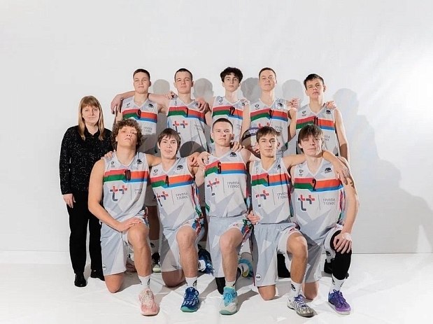 Победили будущих чемпионов: южноуральские школьники показали характер на суперфинале «КЭС-Баскет» 