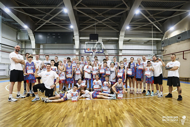Сербский тренер вдохновил будущих звезд – завершился баскетбольный кэмп с Далибором Сударом 