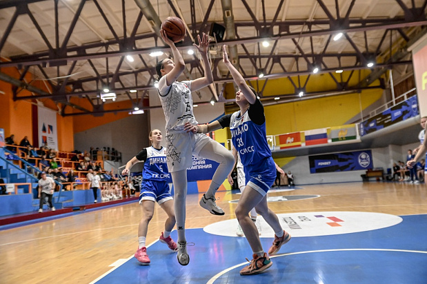 Две южноуральские женские команды вошли в тройку сильнейших в Высшей лиге 