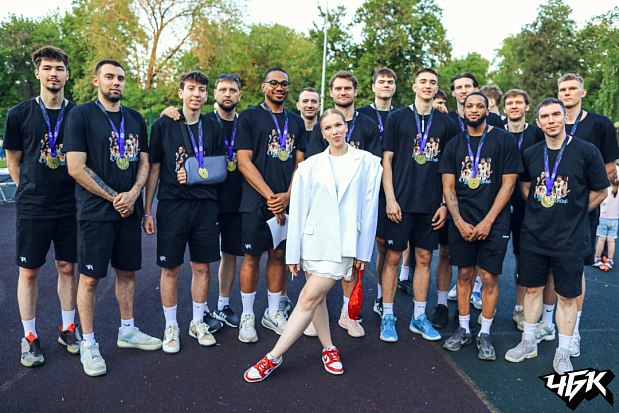 Закрытие сезона прошло с чемпионским размахом 