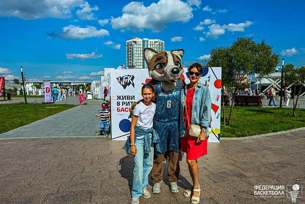 Фестиваль «НЕискусственно», 23 августа 2025, Арт-сквер