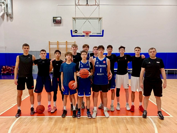 ДЮБЛ «Металлург» – лидер первого тура XXV Первенства России среди юниоров до 19 лет 