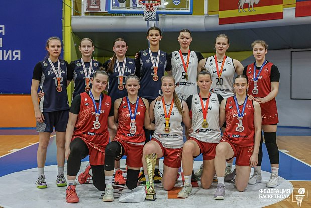 Решающий бросок – и «Славянка-3» сенсационно «вырвала» победу в финале Первенства области 3х3 