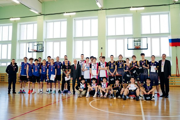 ЮУрГТК повторил прошлогодний успех на областной Спартакиаде СПО по баскетболу 