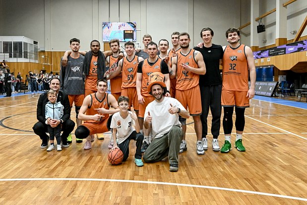 «ЧБК» одержал победу в битве лидеров Суперлиги 