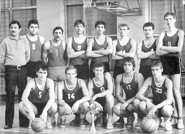 Вместе сохраняем историю: примите участие в создании книги о баскетболе Челябинской области 