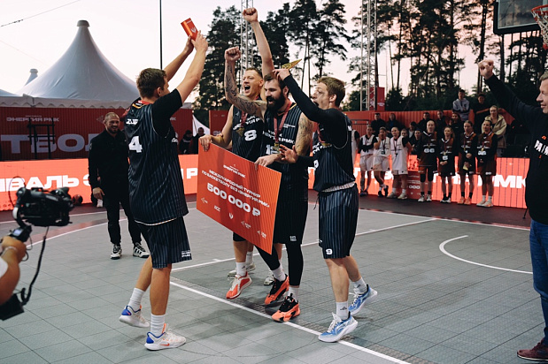 «Bionord Pro» — чемпион, а «Курчатов» — бронзовый призер Международного турнира по баскетболу 3х3 «Энергия РМК» 