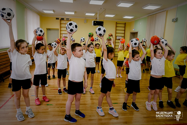 Заряжаем любовью к баскетболу на мастер-классах в школах городов и районов Челябинской области  