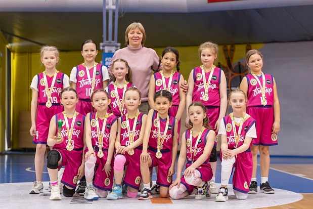 Юные звездочки «Пионера» завоевали бронзу на первом своем турнире 