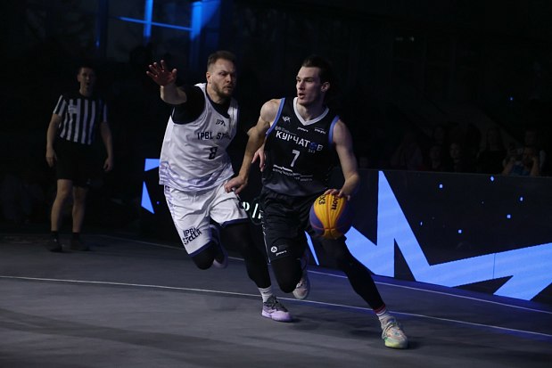 «Курчатов» и «Позитив» вошли в ТОП-4 турнира «Курчатов БАСКЕТ» 